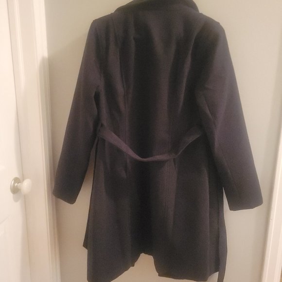 Motherhood Maternity black coat - Picture 2 of 2